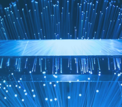 Fibra simétrica: qué es y por qué es importante para tu hogar o teletrabajo 